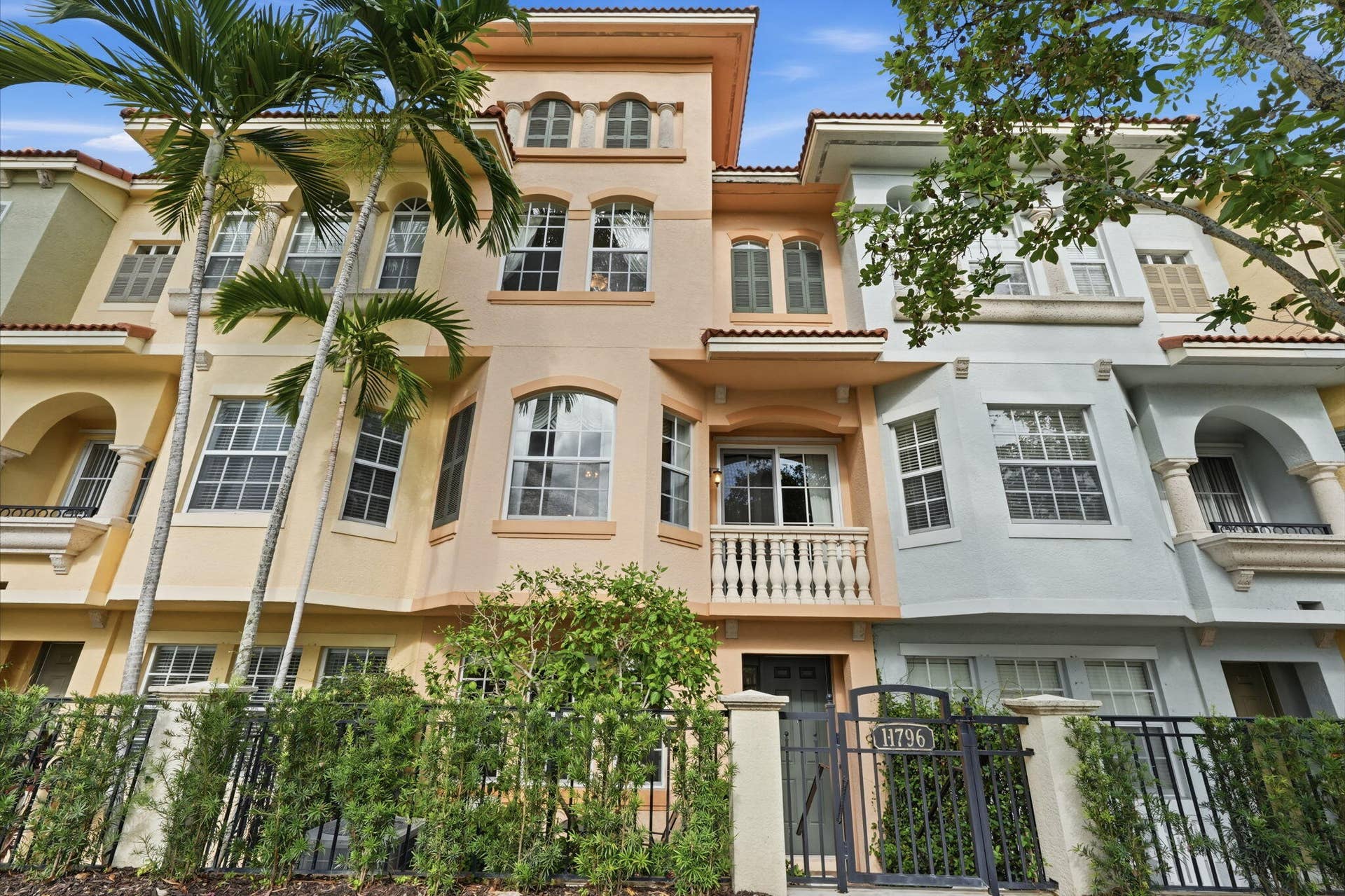 11796 Valencia Gardens Avenue, Palm Beach Gardens, FL 33410 47-web-or-mls-11796_Valencia_Gardens_Ave