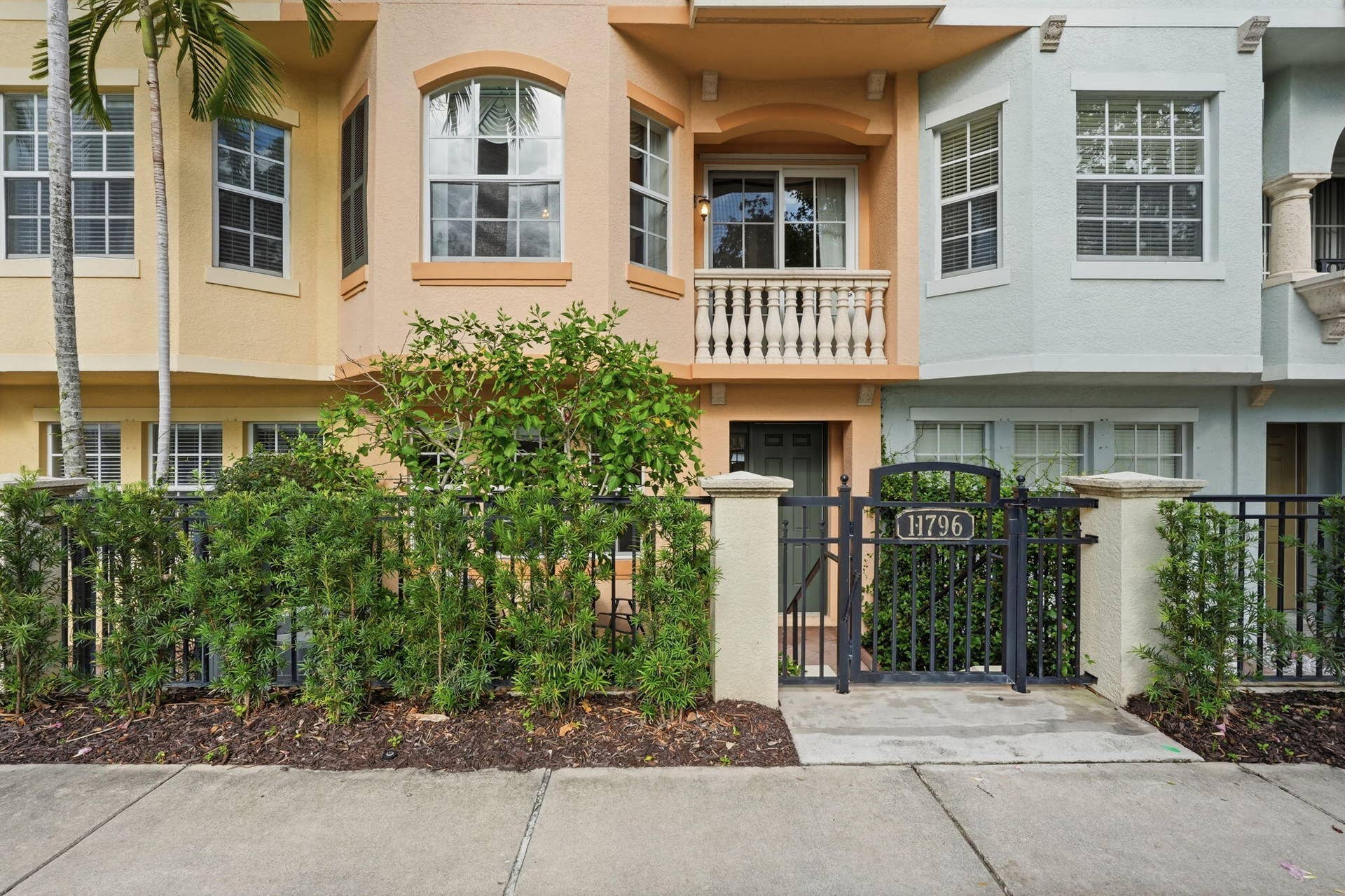 11796 Valencia Gardens Avenue, Palm Beach Gardens, FL 33410 46-web-or-mls-11796_Valencia_Gardens_Ave