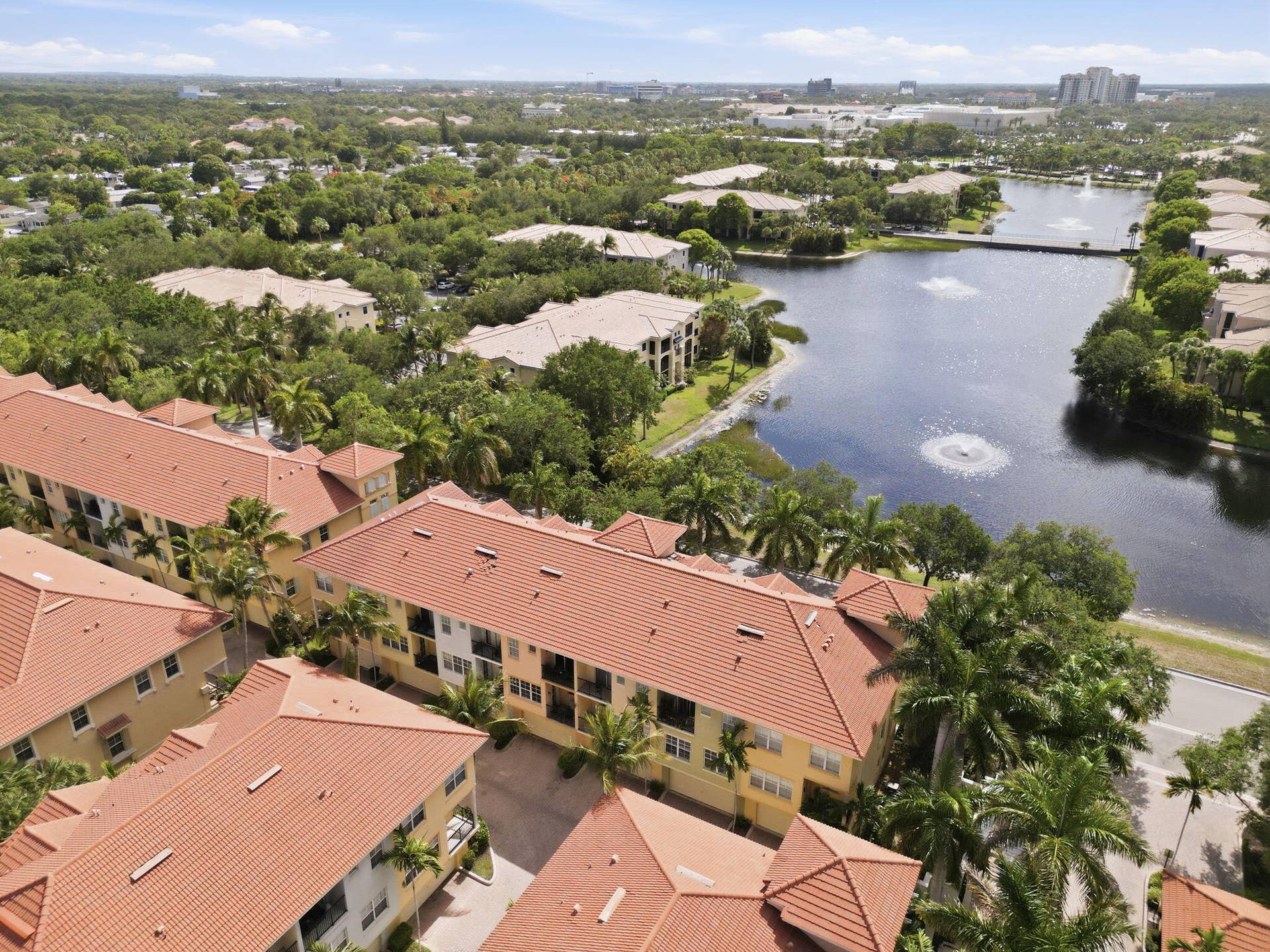 11796 Valencia Gardens Avenue, Palm Beach Gardens, FL 33410 65-web-or-mls-11796_Valencia_Gardens_Ave
