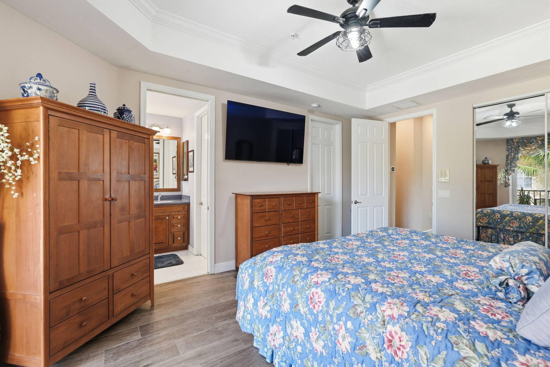 11796 Valencia Gardens Avenue, Palm Beach Gardens, FL 33410 3-web-or-mls-11796_Valencia_Gardens_Ave_