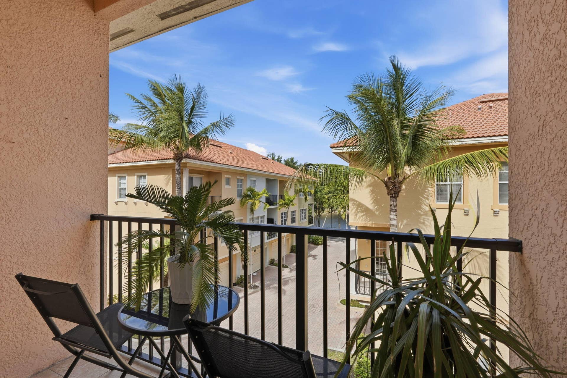 11796 Valencia Gardens Avenue, Palm Beach Gardens, FL 33410 8-web-or-mls-11796_Valencia_Gardens_Ave_