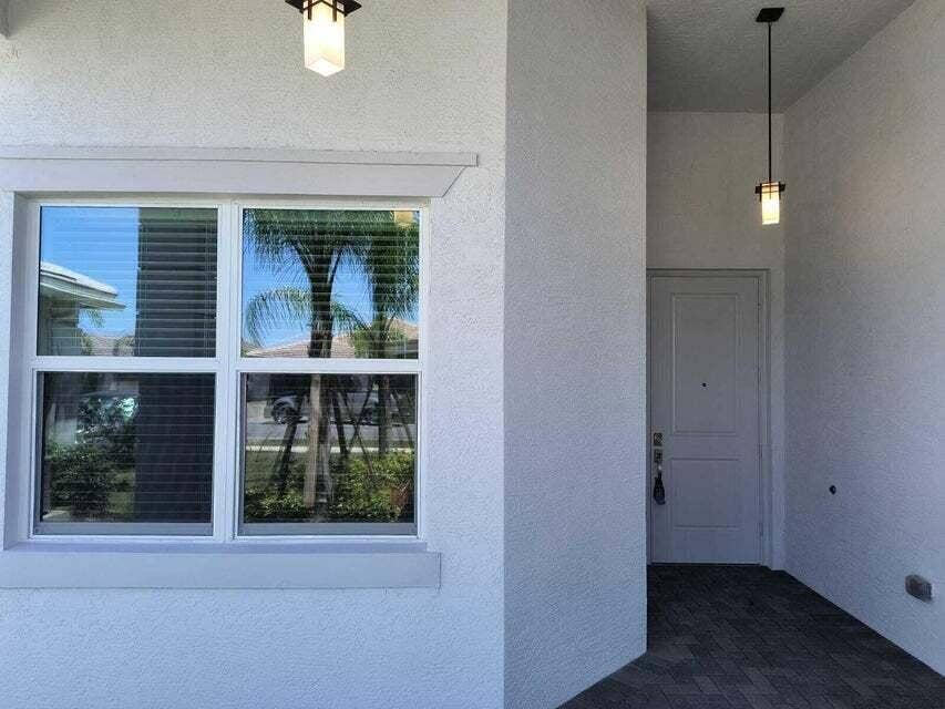 13352 SW River Rock Road, Port St Lucie, FL 34987 20250423161130810991000000-o