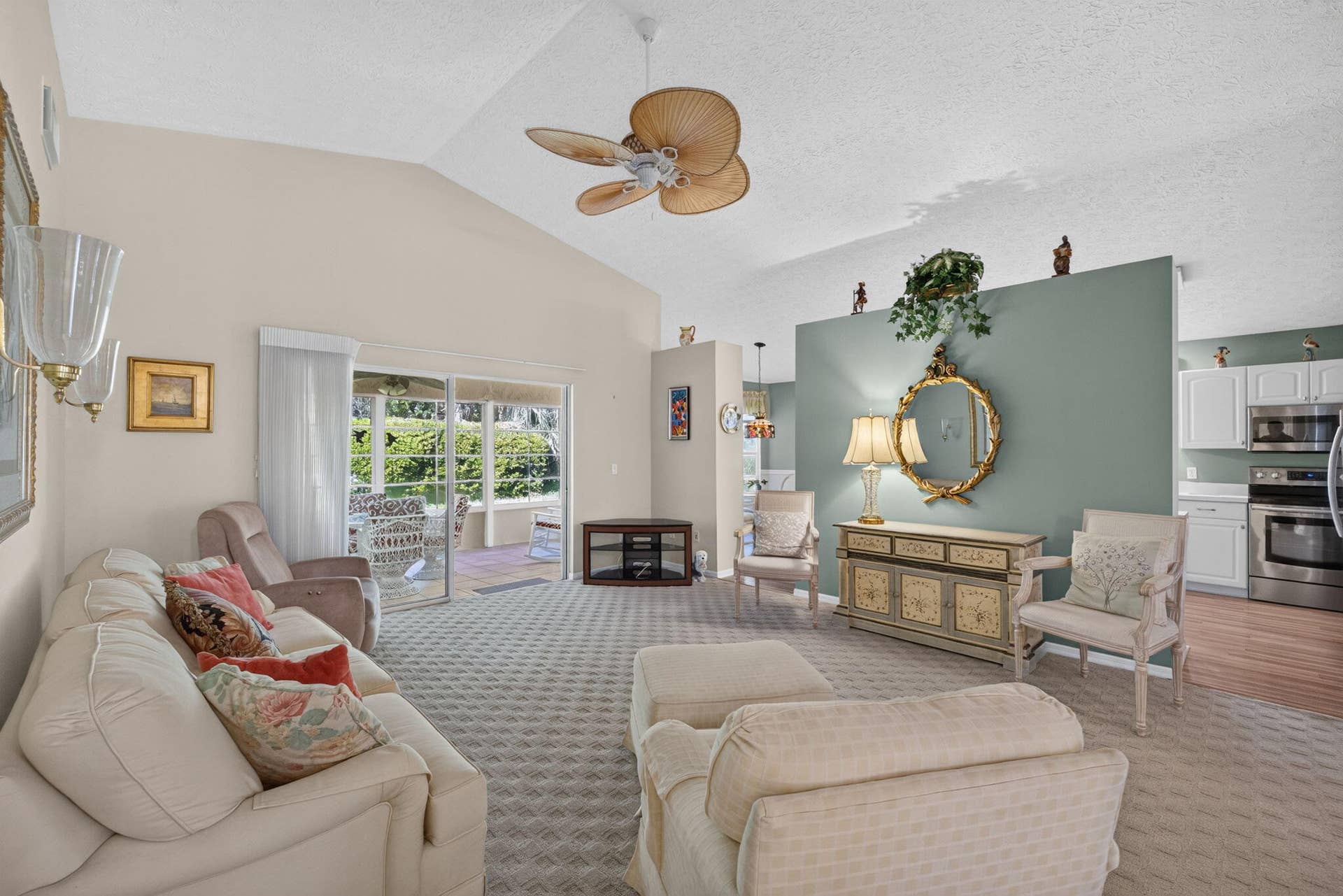 14512 Aguila Avenue, Fort Pierce, FL 34951 4-web-or-mls-3A5A4314