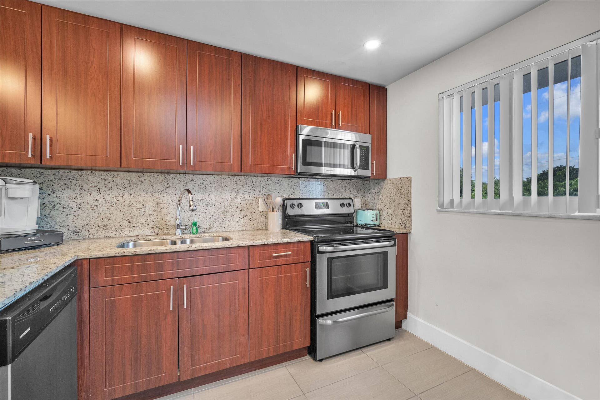 601 N Ocean Boulevard, Boca Raton, FL 33432 04-DSC_7100