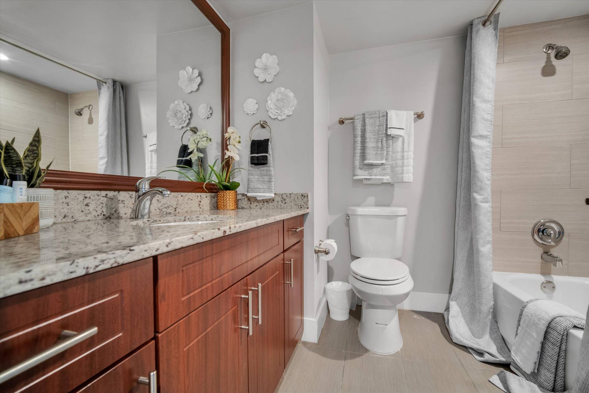 601 N Ocean Boulevard, Boca Raton, FL 33432 18-DSC_7156