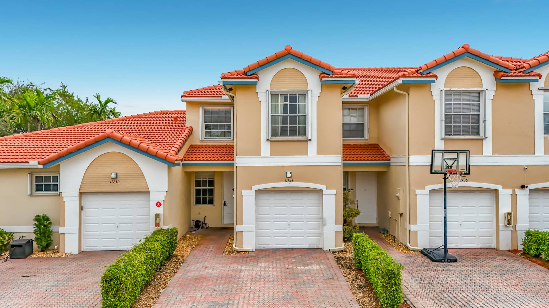 11734 NW 47TH Drive, Coral Springs, FL 33076 11734 NW 47th Drive-13