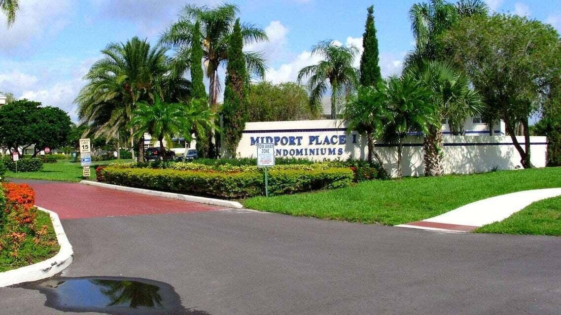 1500 SE Royal Green Circle, #204, Port St Lucie, FL 34952 Royal Green 2