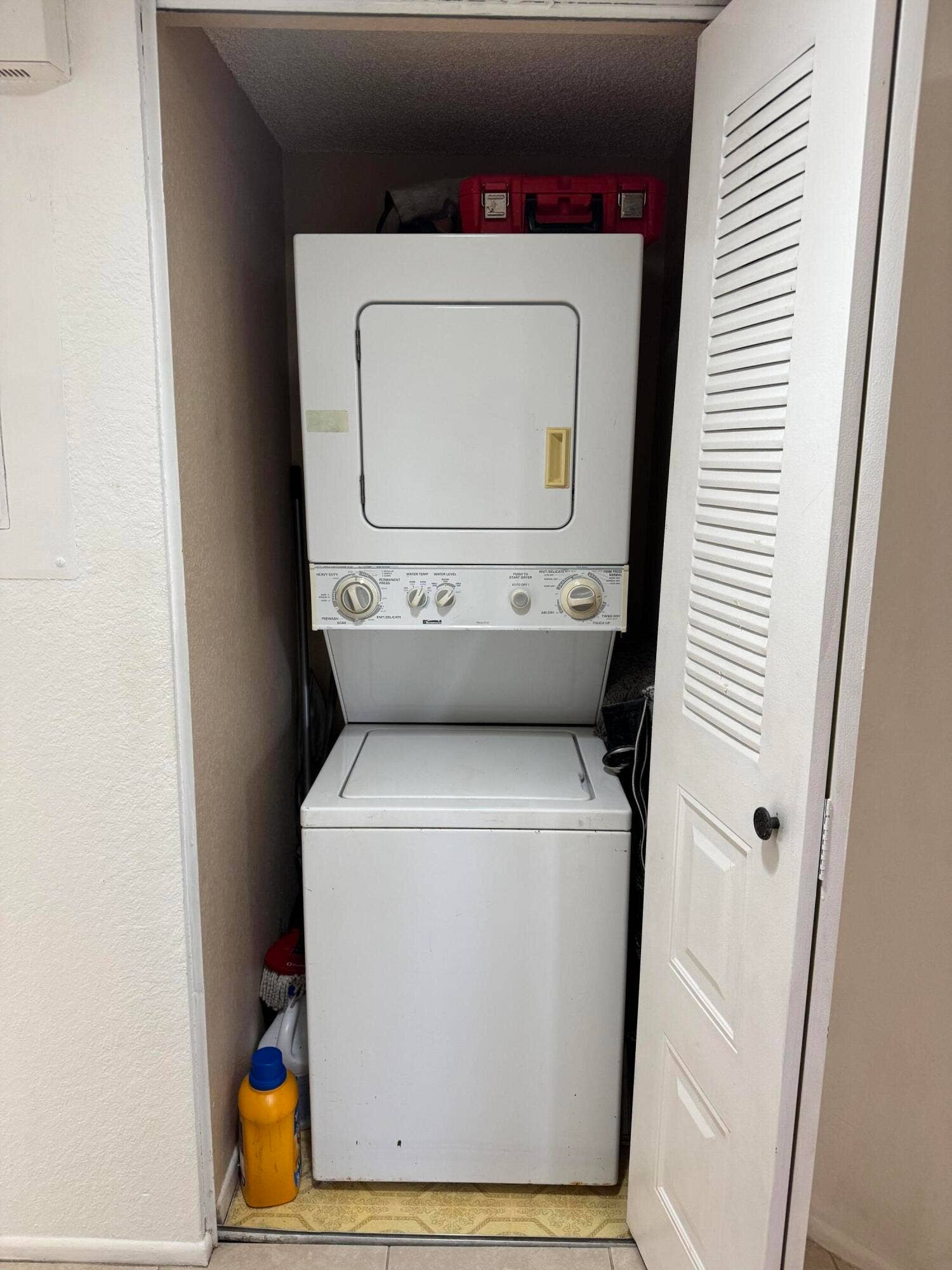 1500 SE Royal Green Circle, #204, Port St Lucie, FL 34952 Laundry