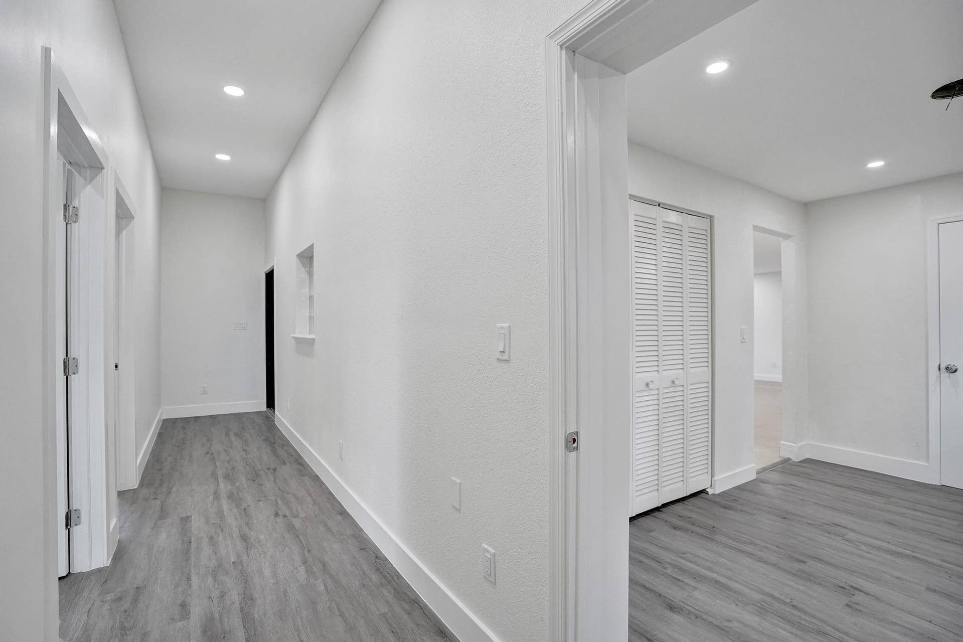393 CYPRESS Avenue, West Palm Beach, FL 33415 DSC03761