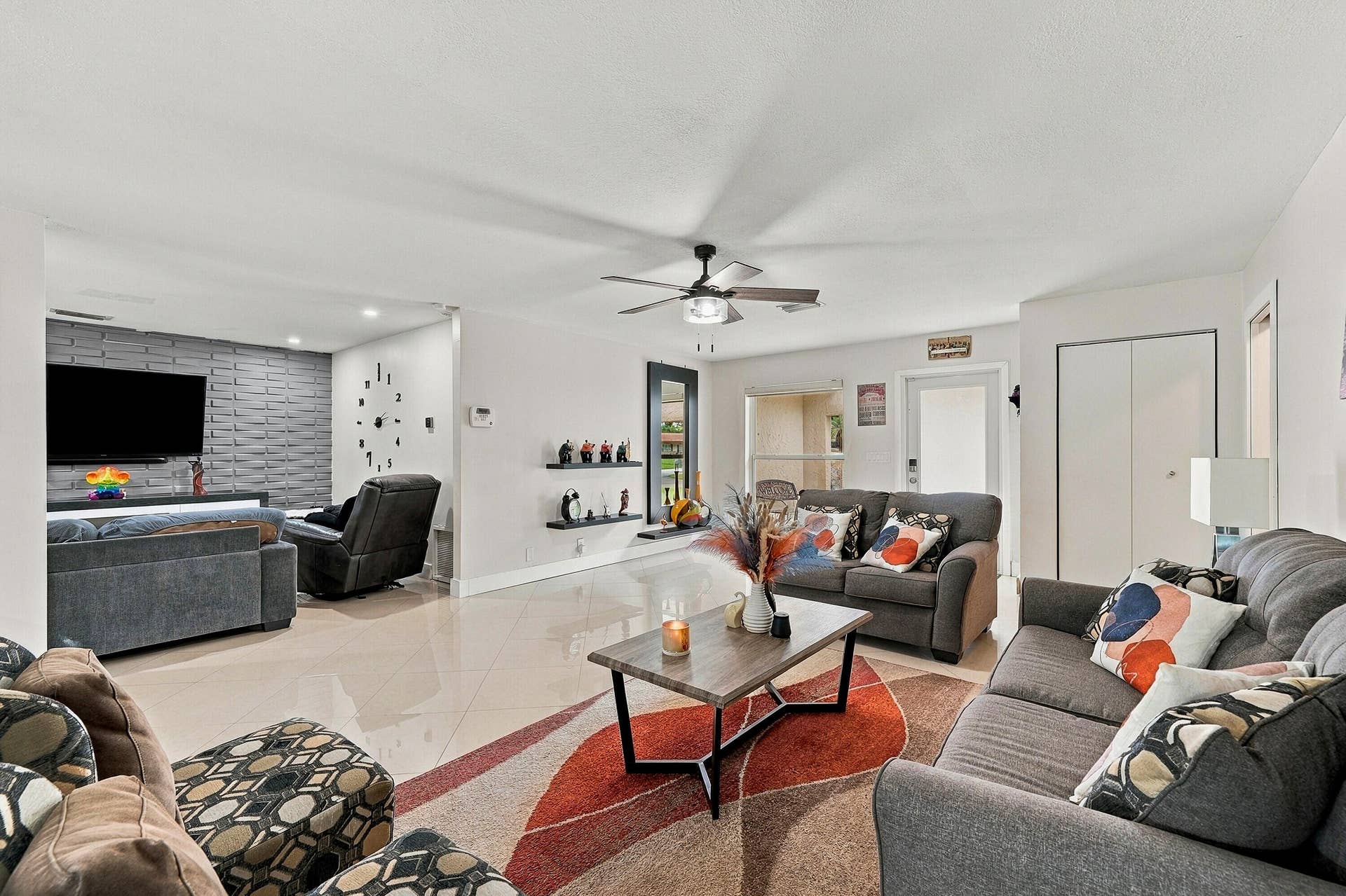 9041 NW 27TH Place, Coral Springs, FL 33065 11_dsc00311_ef478345
