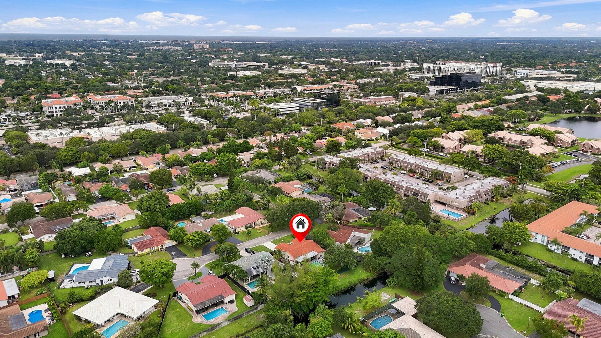 9041 NW 27TH Place, Coral Springs, FL 33065 60_dji_fly_20261022_144028_0077_17926946