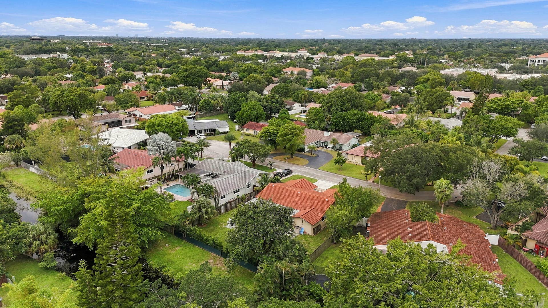 9041 NW 27TH Place, Coral Springs, FL 33065 57_dji_fly_20261022_143902_0073_17926946