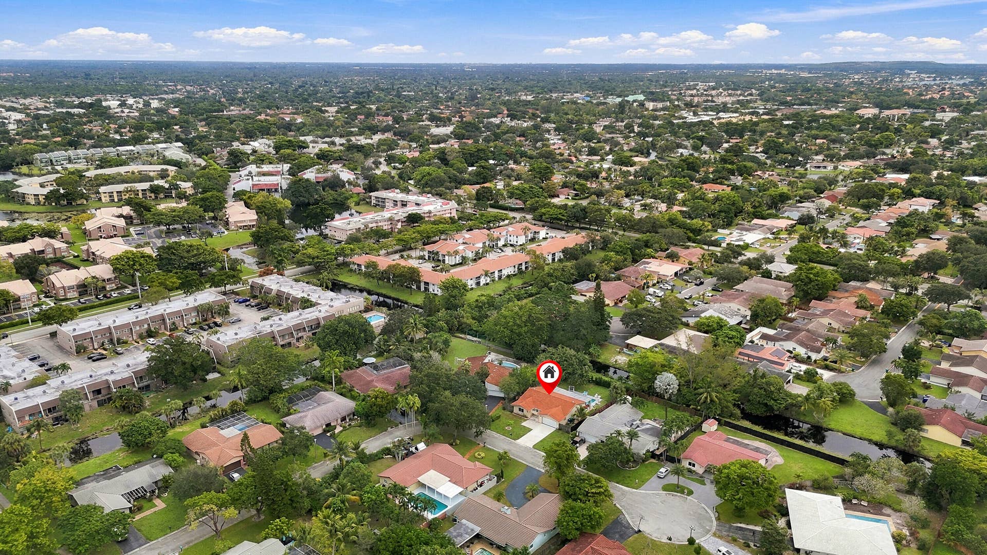 9041 NW 27TH Place, Coral Springs, FL 33065 59_dji_fly_20261022_143958_0076_17926946