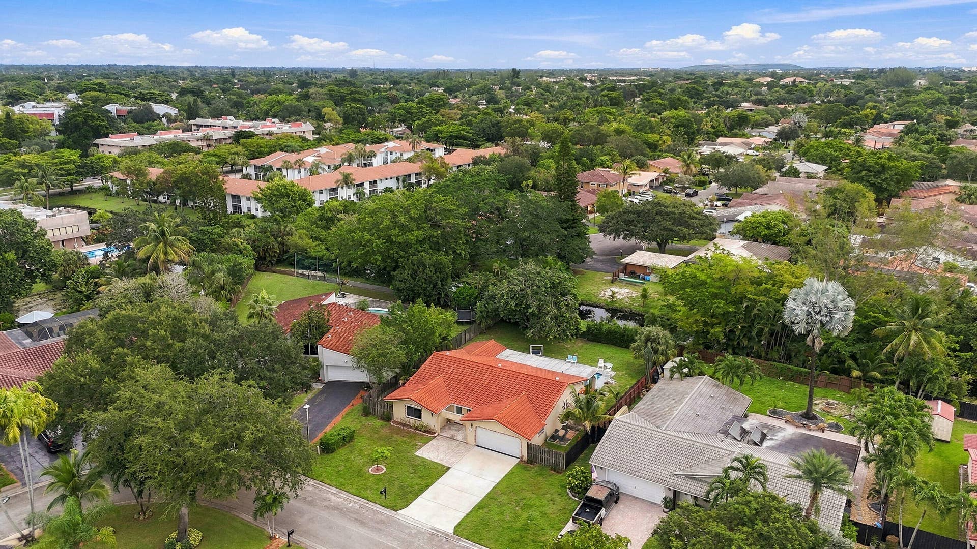 9041 NW 27TH Place, Coral Springs, FL 33065 54_dji_fly_20261022_143820_0070_17926946