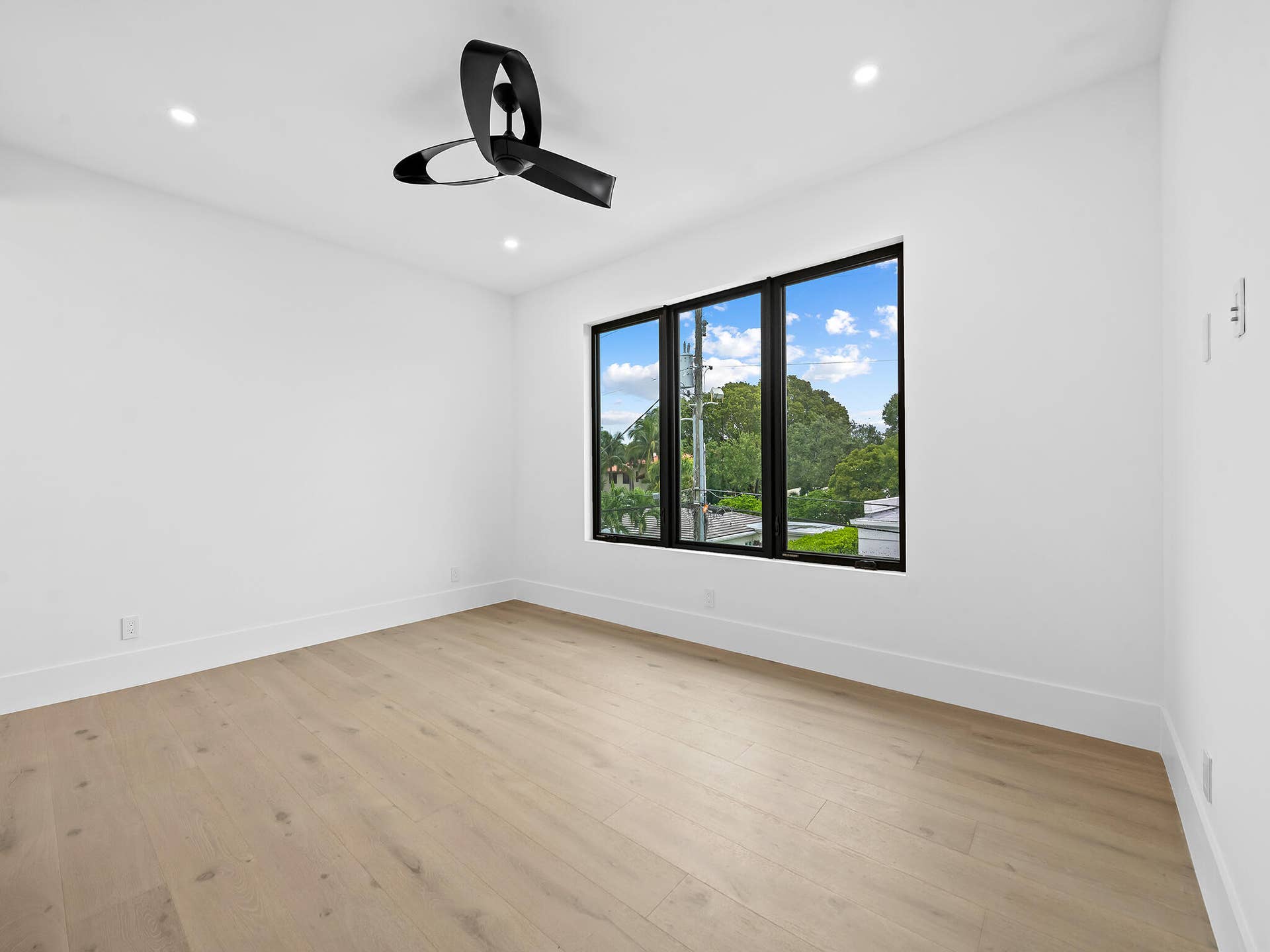 2737 NE 18th Street, Fort Lauderdale, FL 33305 DSC_3403