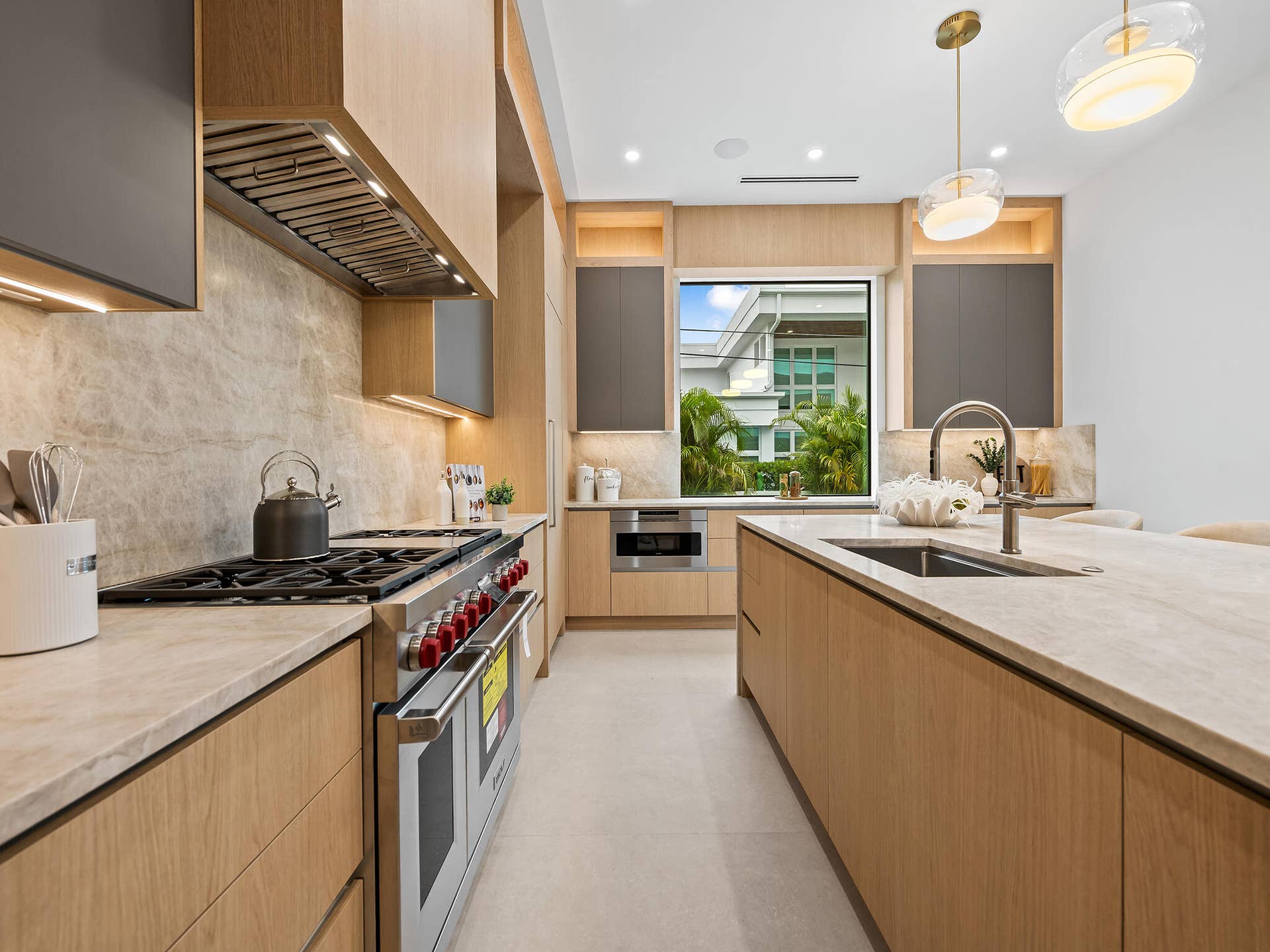 2737 NE 18th Street, Fort Lauderdale, FL 33305 DSC_3132