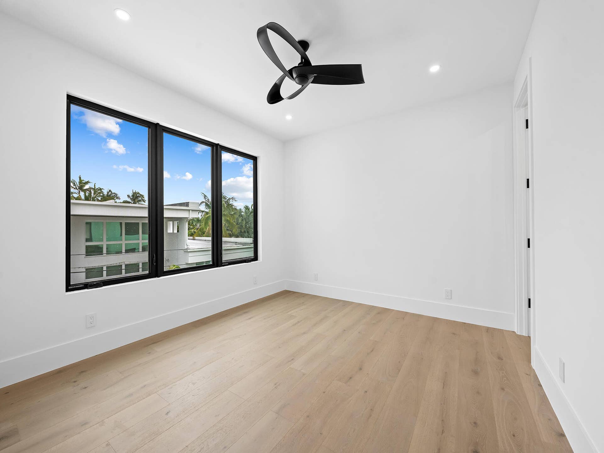 2737 NE 18th Street, Fort Lauderdale, FL 33305 DSC_3384