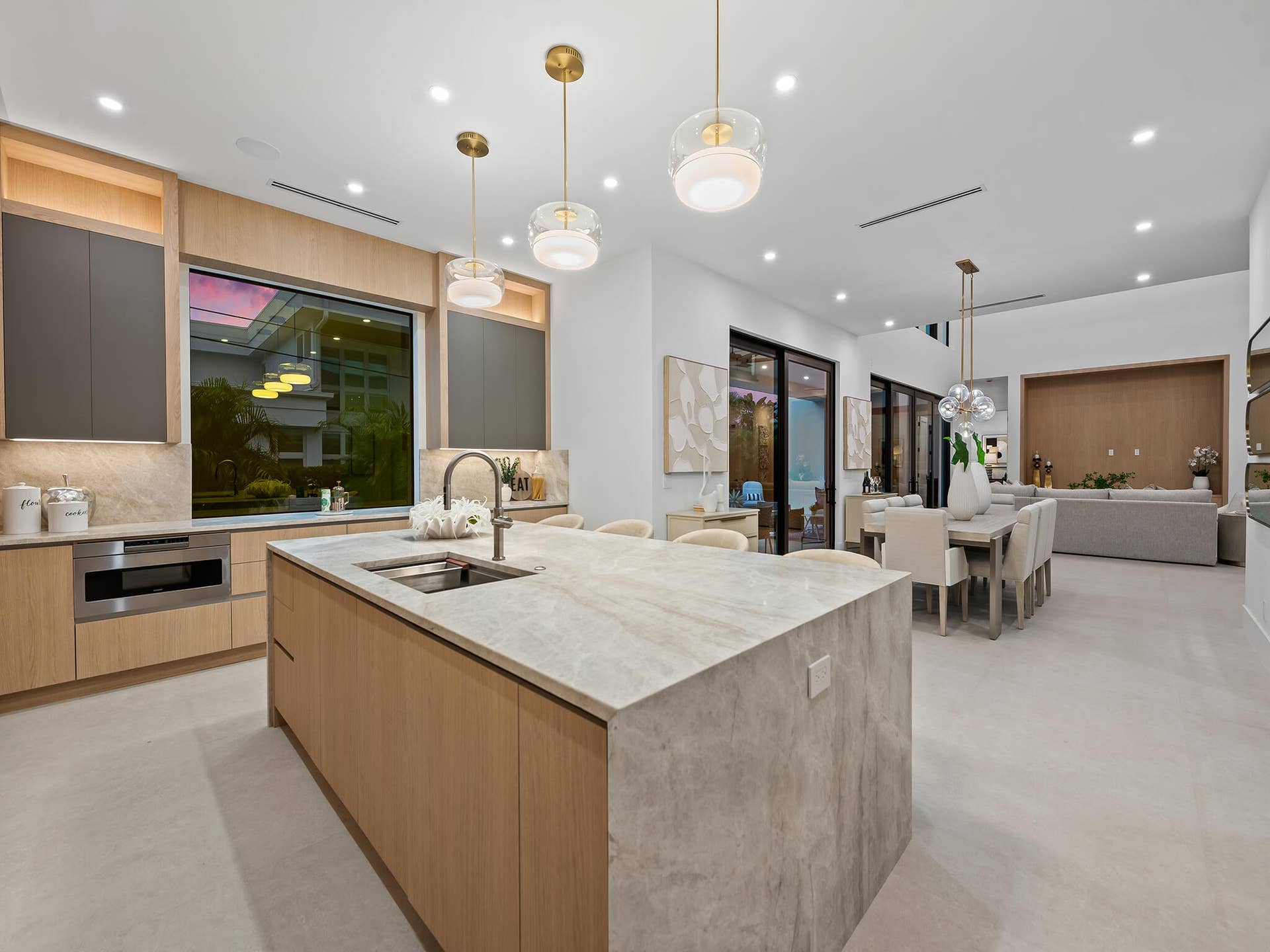 2737 NE 18th Street, Fort Lauderdale, FL 33305 DSC_3472