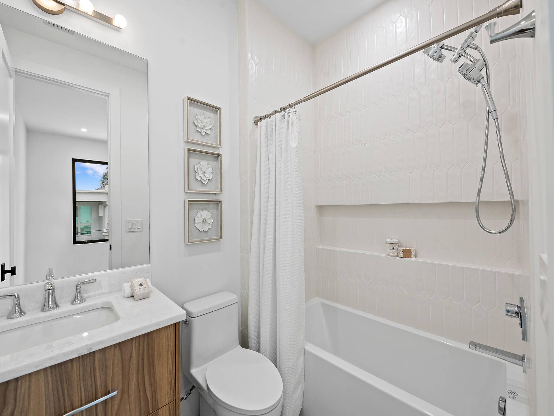 2737 NE 18th Street, Fort Lauderdale, FL 33305 DSC_3396