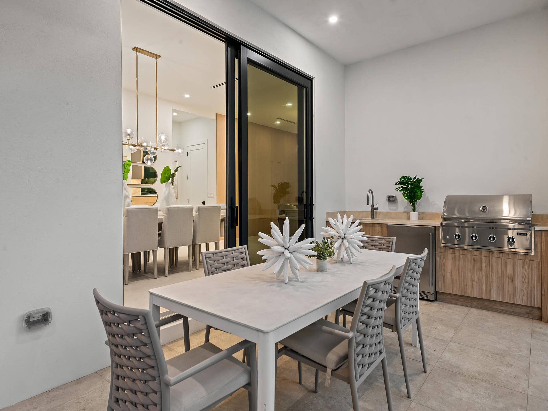 2737 NE 18th Street, Fort Lauderdale, FL 33305 DSC_3504