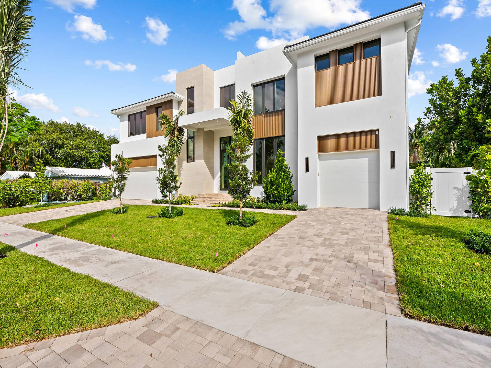 2737 NE 18th Street, Fort Lauderdale, FL 33305 This photo has been digitally enhanced
