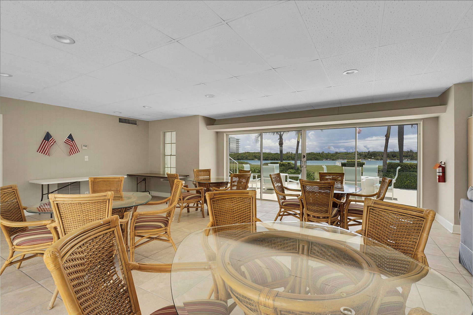 Waterway Comm. Cabana