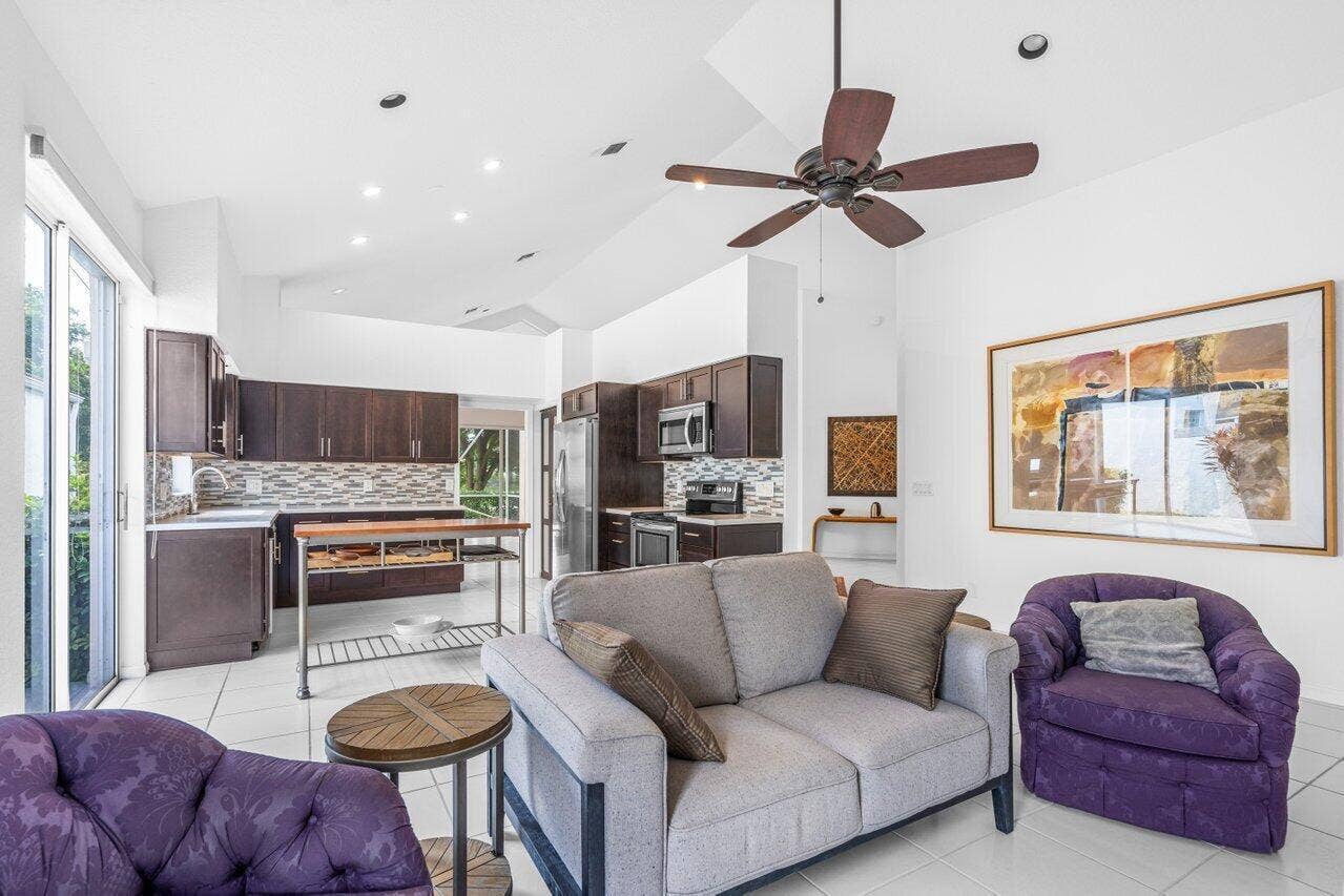 11614 CREEKSIDE Drive, Boynton Beach, FL 33437 020-11614CreeksideDrive-BoyntonBeach-FL-