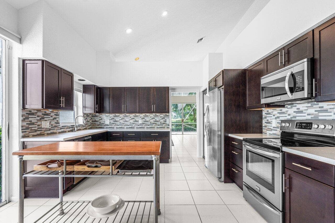 11614 CREEKSIDE Drive, Boynton Beach, FL 33437 019-11614CreeksideDrive-BoyntonBeach-FL-