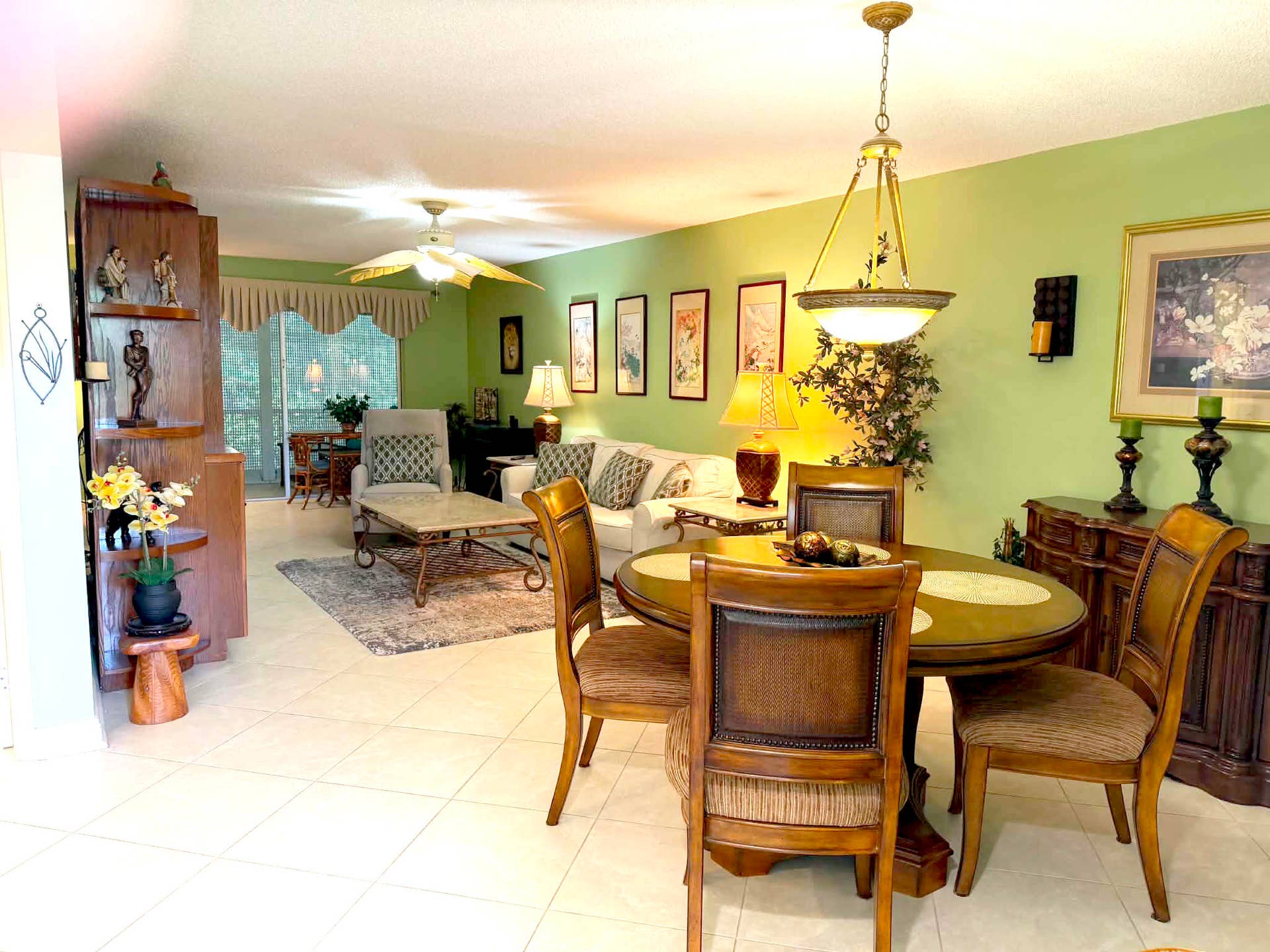 820 S HOLLYBROOK Drive, #306, Pembroke Pines, Pembroke Pines, FL 33025 Living View