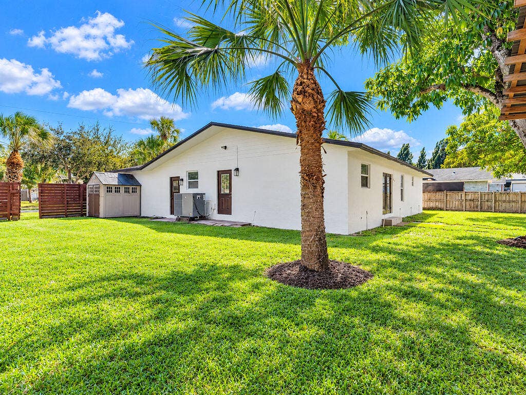 72 W PALM Drive, #Unit 0, Margate, FL 33063 AFP06949