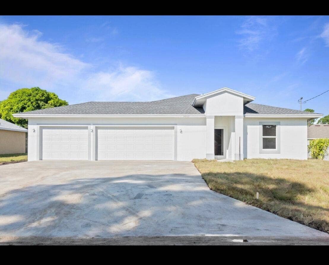 1233 SW MEDINA Avenue, Port St Lucie, FL 34953 IMG_3537