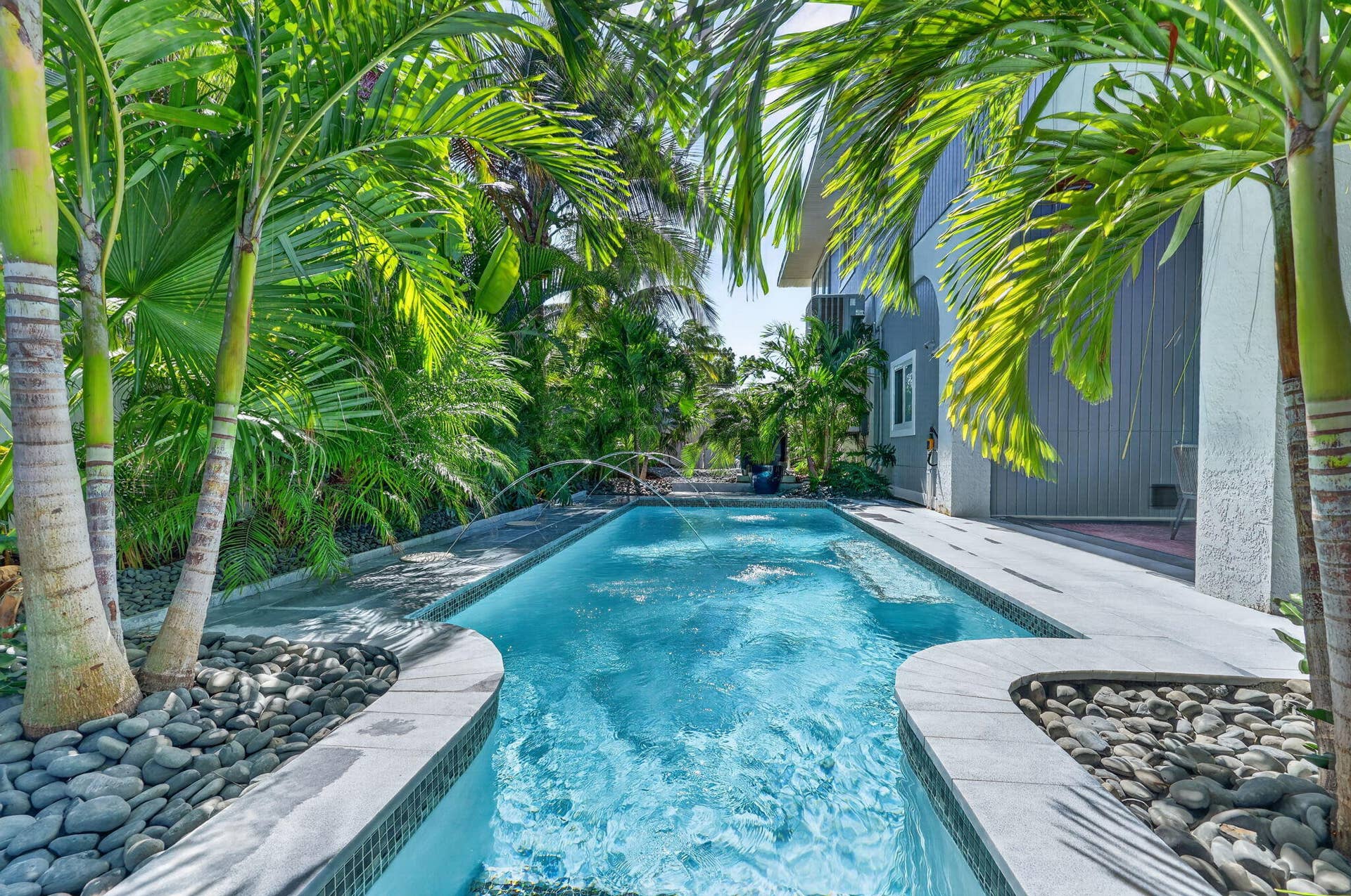 89-web-or-mls-577A3989