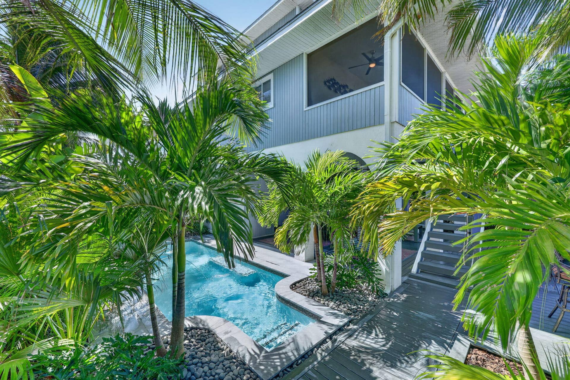 90-web-or-mls-577A3994