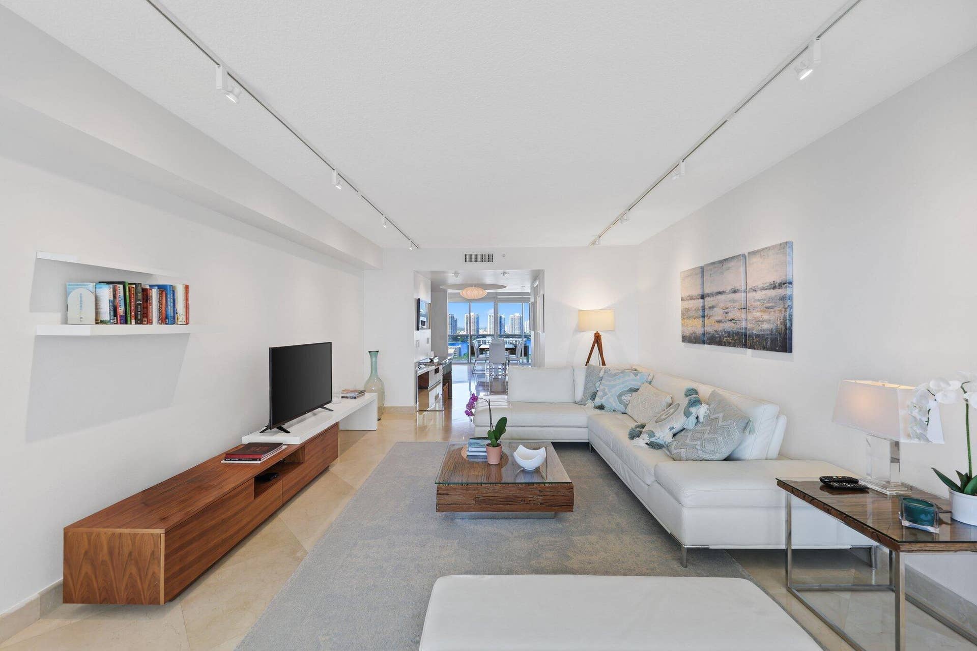 17555 Collins Ave Sunny Isles Beach - 35