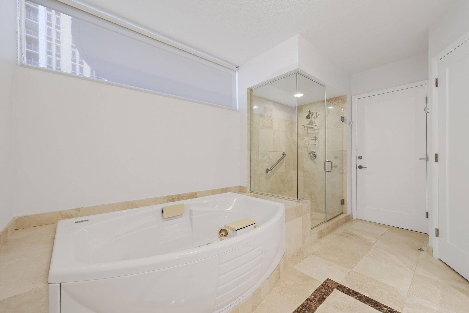 17555 Collins Ave Sunny Isles Beach - 59