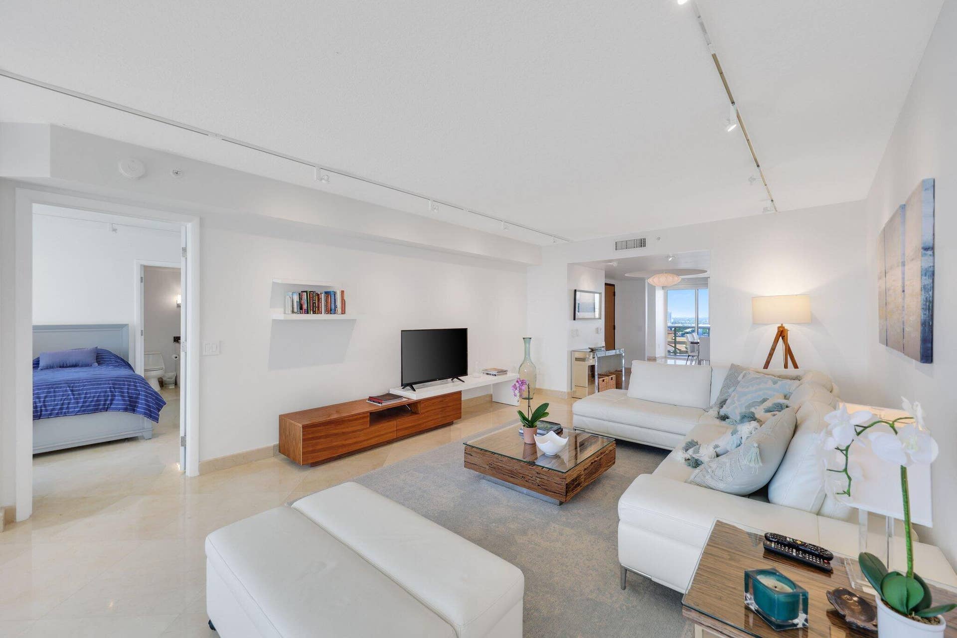 17555 Collins Ave Sunny Isles Beach - 36