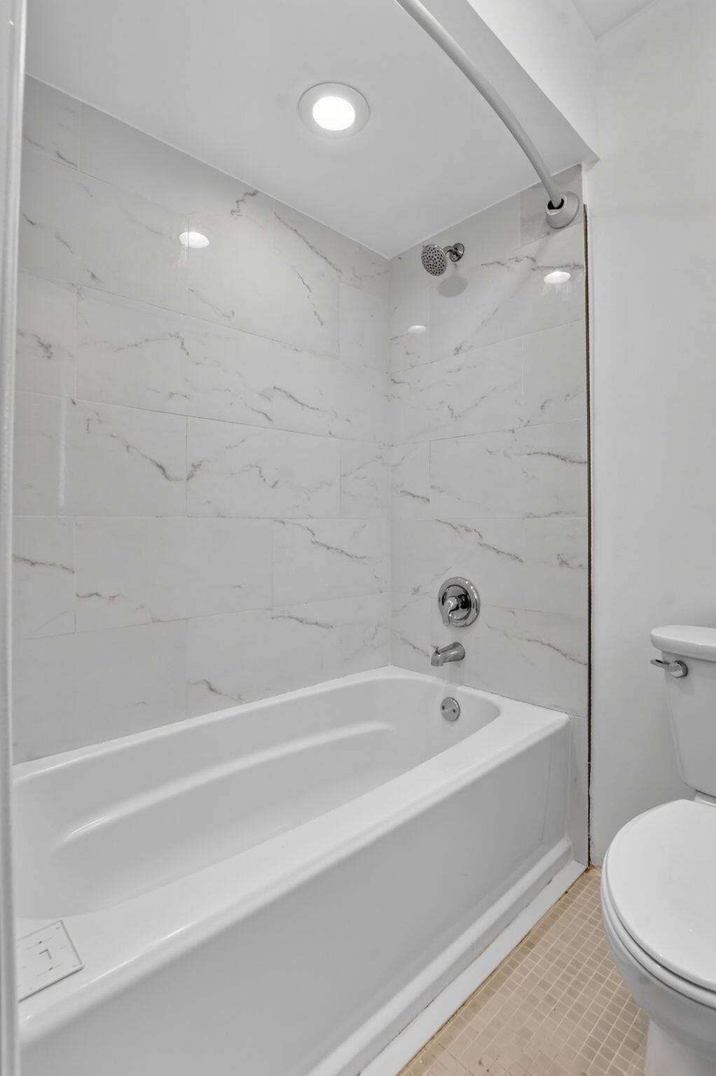 2175 Park Place, Boca Raton, FL 33486 Bathroom