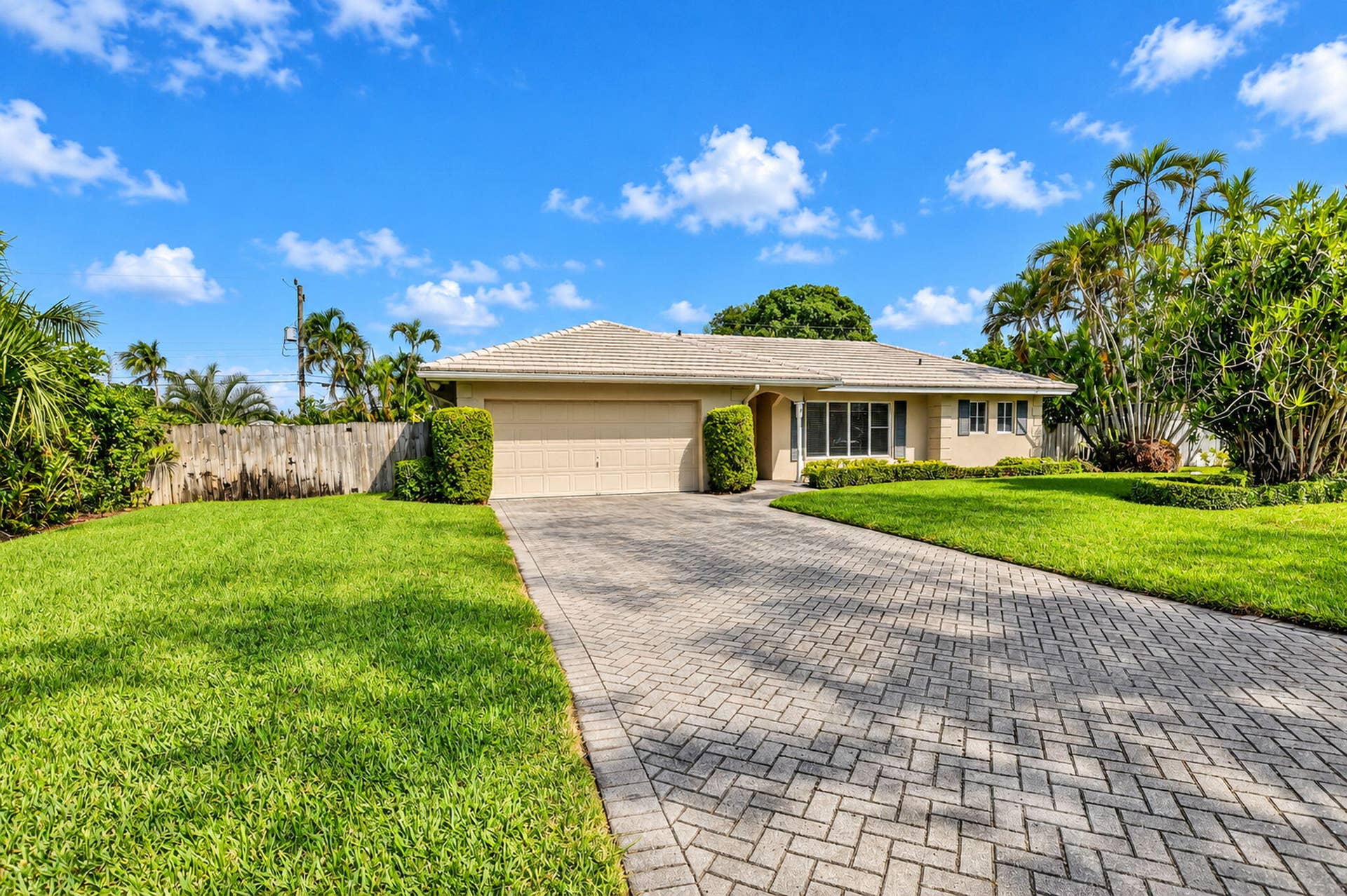 2175 Park Place, Boca Raton, FL 33486 Front Exterior with Paver Driveway