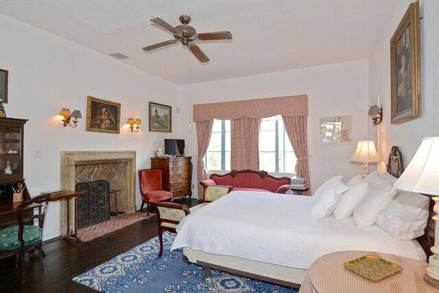 80 Middle Road, Palm Beach, FL 33480 Bedroom 2