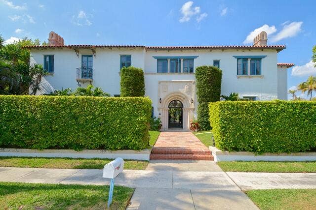 80 Middle Road, Palm Beach, FL 33480 Home
