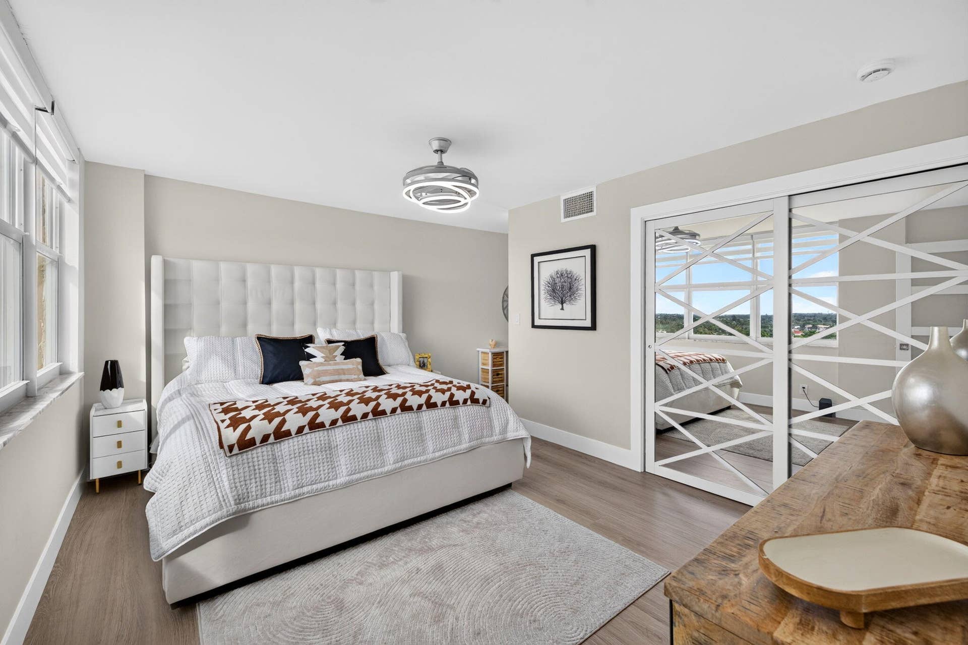 1150 HILLSBORO MILE, #911, Hillsboro Beach, FL 33062 49-web-or-mls-b699A0033