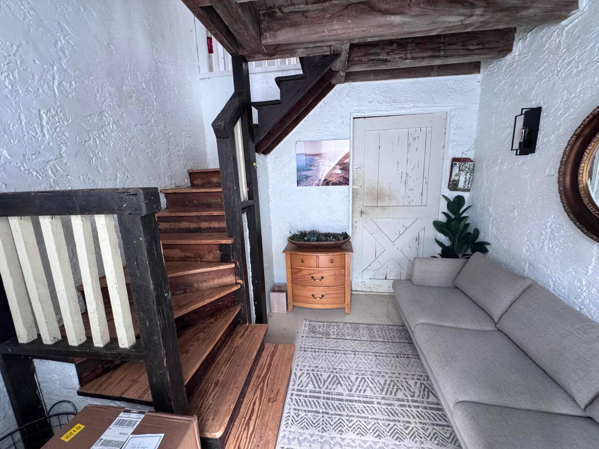 Front door Foyer