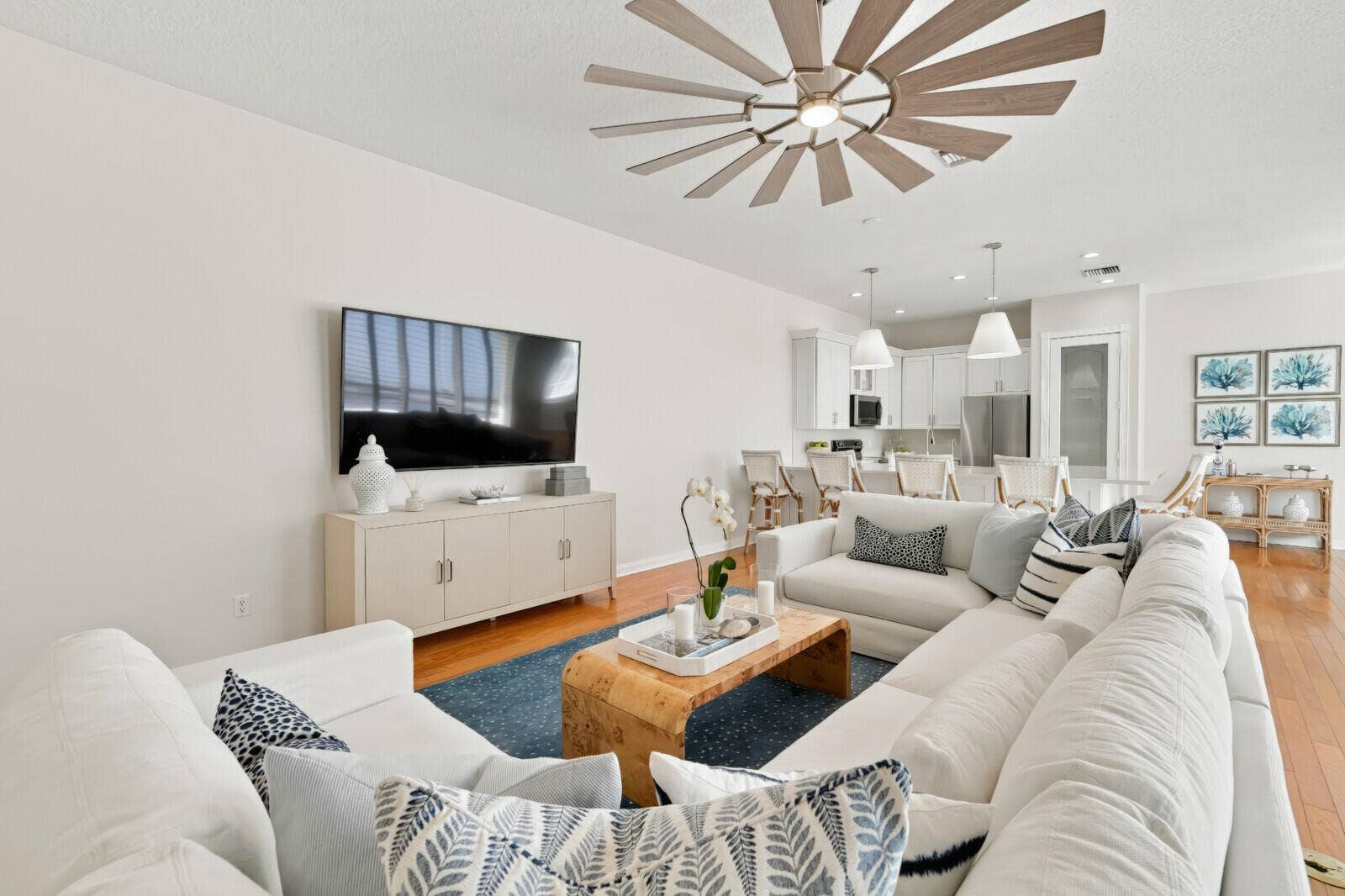 214 MARLBERRY Circle, Jupiter, FL 33458 Living Room