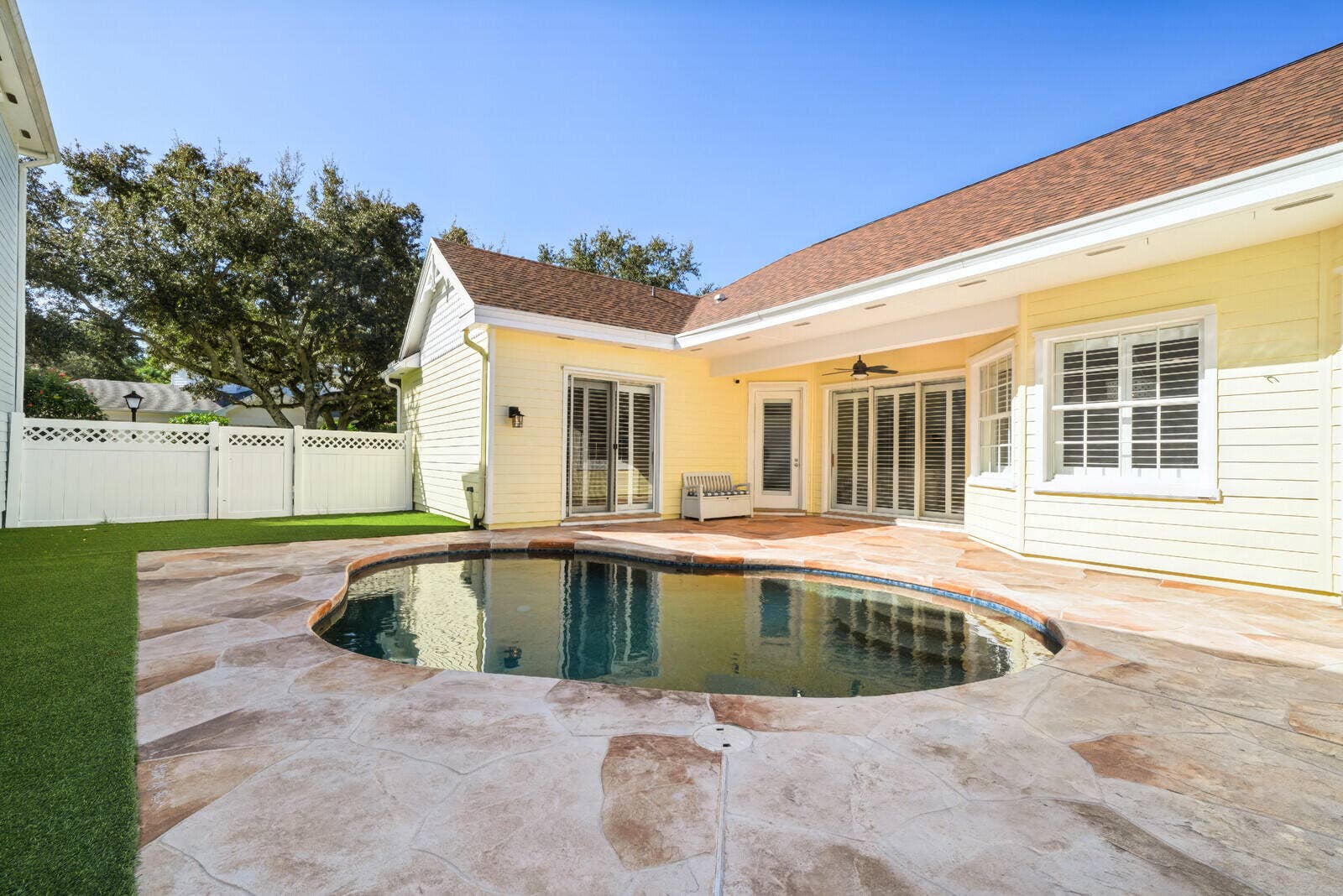214 MARLBERRY Circle, Jupiter, FL 33458 Salt Water Pool