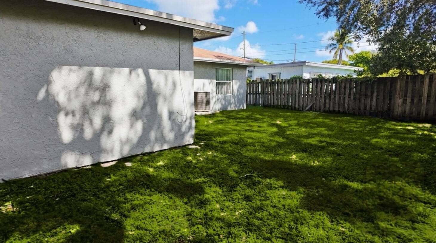 2206 NW 5TH Street, Fort Lauderdale, FL 33311 3 4
