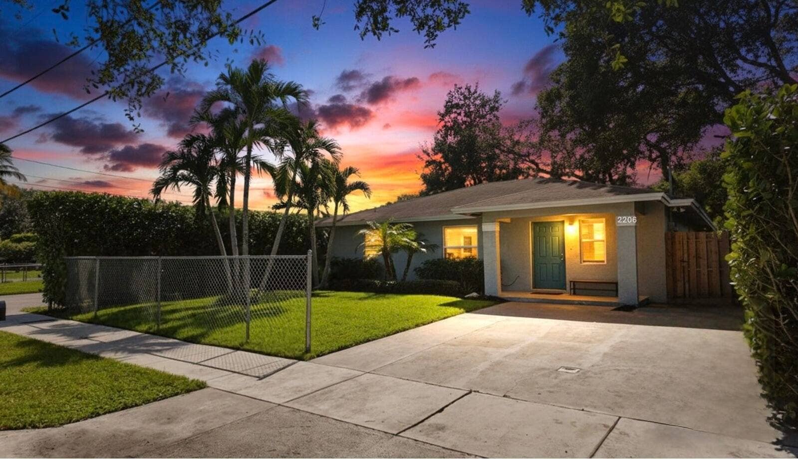 2206 NW 5TH Street, Fort Lauderdale, FL 33311 IMG_4934