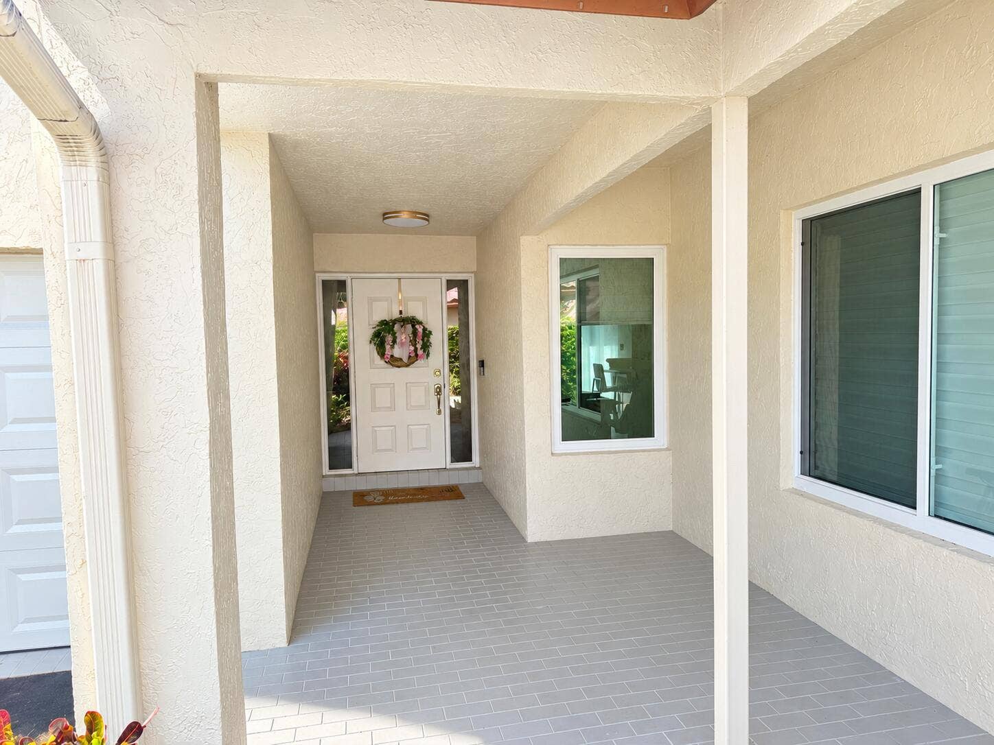 23379 Water Circle, Boca Raton, FL 33486 Welcoming Front Porch