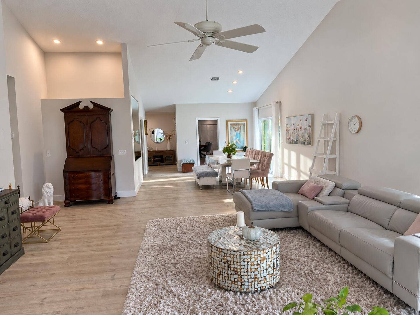 23379 Water Circle, Boca Raton, FL 33486 Sunlit Modern Living and Dining Room