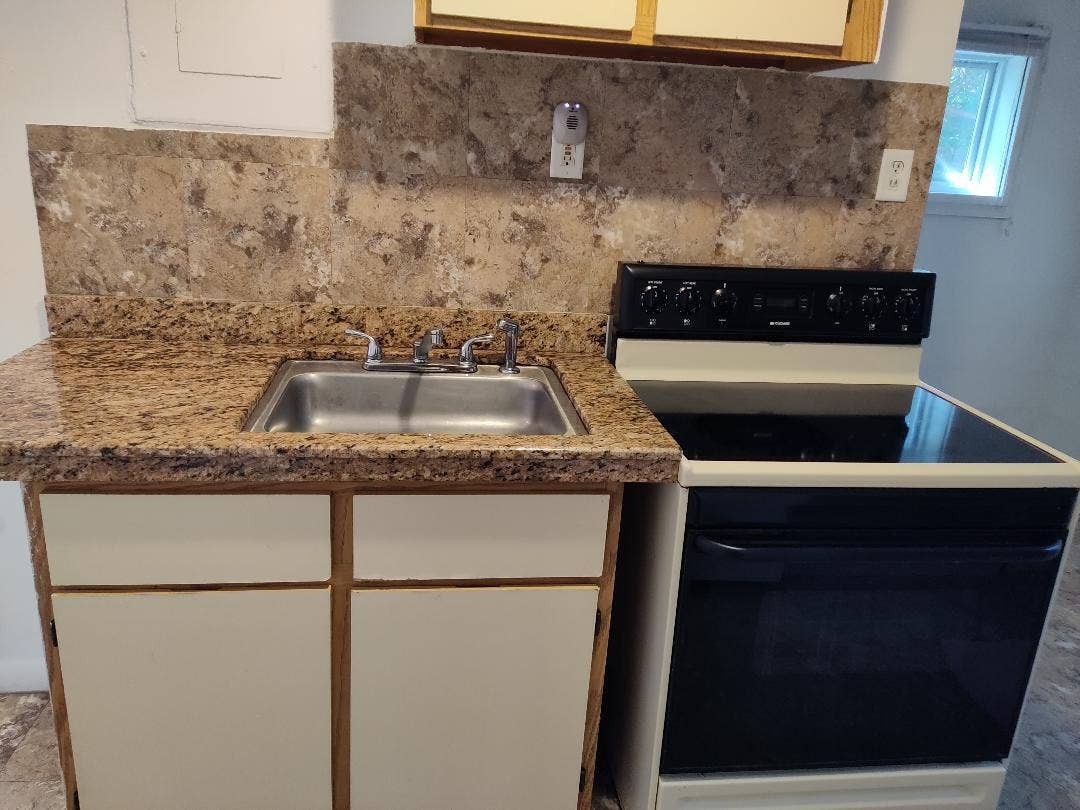 1905 Wheeler Road, #Apt. B, North Palm Beach, FL 33408 thumbnail (8)