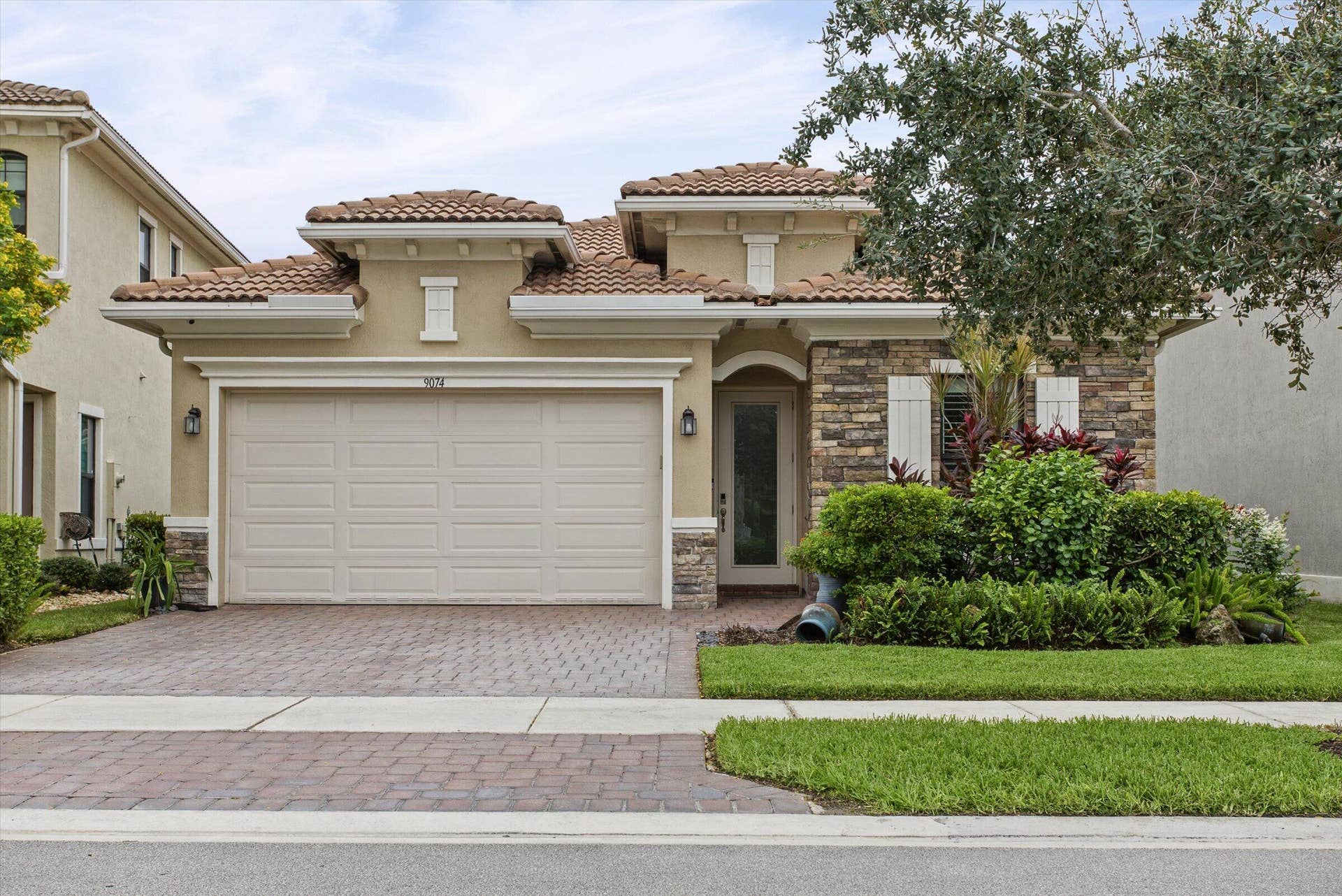 9074 NW 39TH Street, Coral Springs, Coral Springs, FL 33065 Front of house